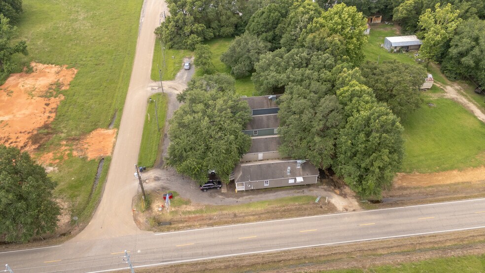More Photos Of 53517 Harvest Ln, Loranger Office For Sale