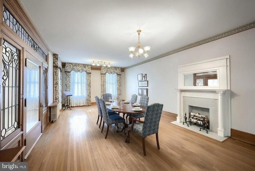 More Photos Of 119 Baltimore St, Hanover Office Residential For Sale