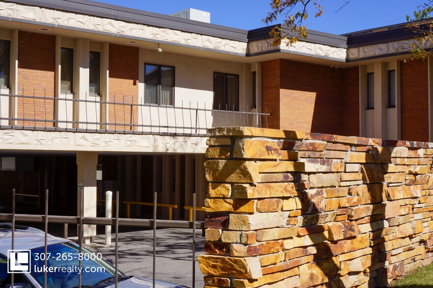 More Photos Of 940 E 3rd St, Casper Medical For Sale