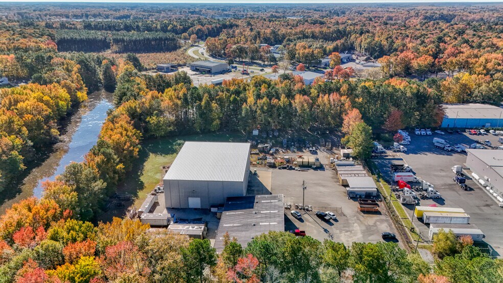 More Photos Of 1033 Cavalier Blvd, Chesapeake Manufacturing For Sale