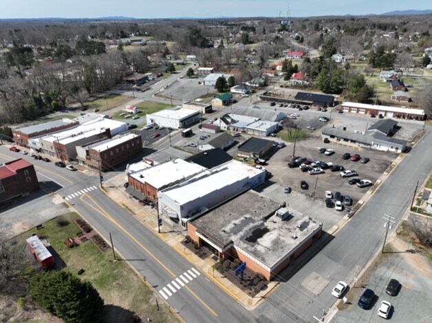 More Photos Of 107 Main, Gretna Movie Theatre For Sale