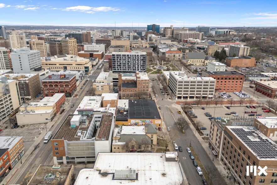 More Photos Of 61 Sheldon Blvd SE, Grand Rapids Office For Sale