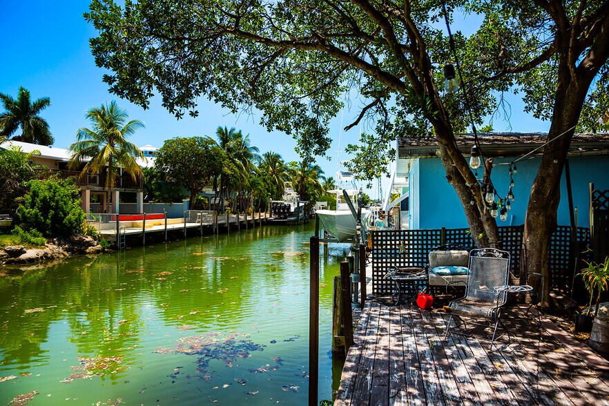 More Photos Of 2901 Overseas Hwy, Marathon Office Residential For Sale