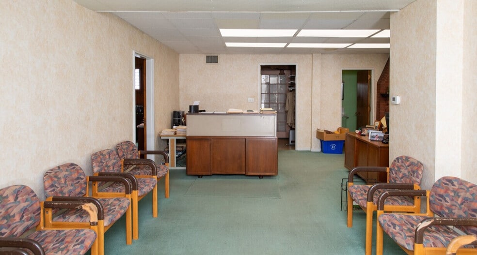 More Photos Of 13 S 6th St, New Bedford Office For Sale