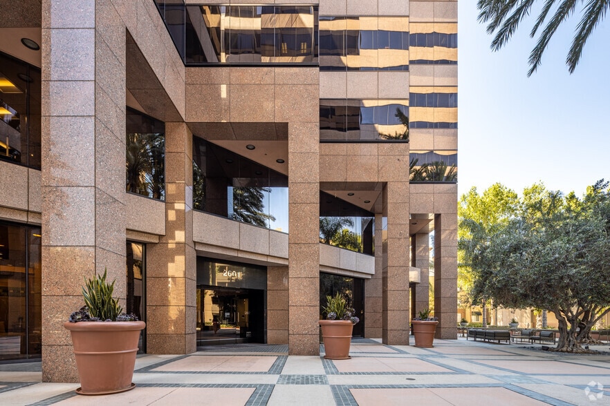 More Photos Of 2601 Main St, Irvine Office For Lease