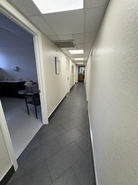 More Photos Of 1201 S Highland Ave, Clearwater Medical For Lease
