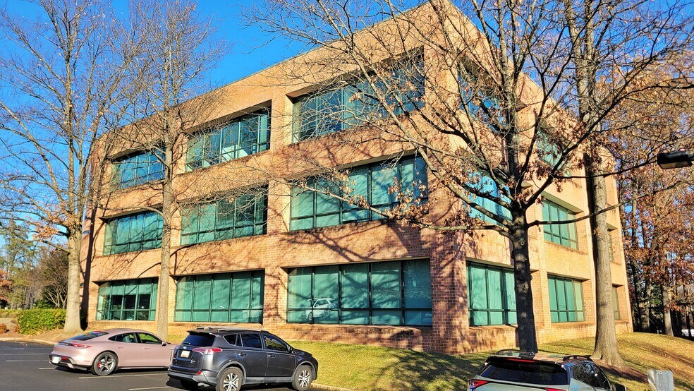 More Photos Of 1892 Preston White Dr, Reston Medical For Lease