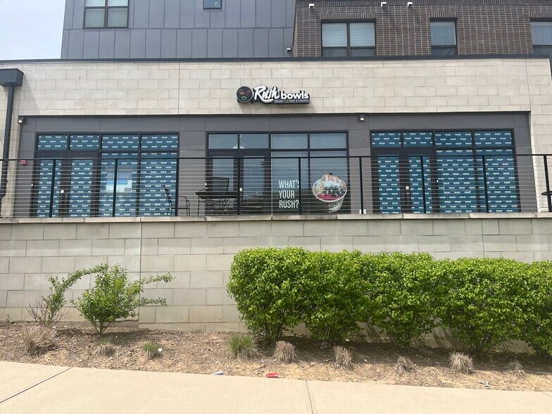 More Photos Of 1425 N Dunn St, Bloomington Apartments For Lease