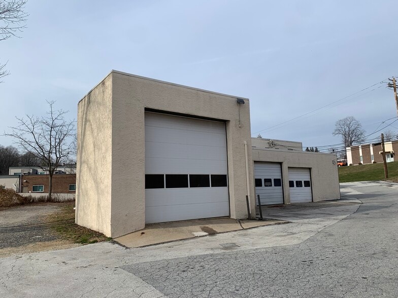 More Photos Of , Broomall Flex For Sale