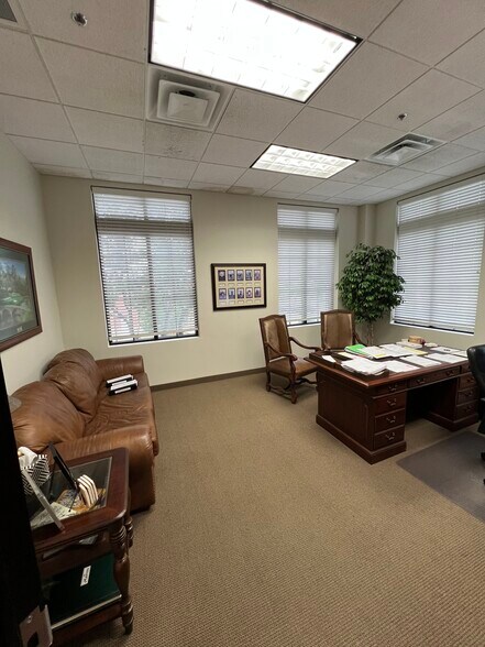 More Photos Of 735 Plaza Blvd, Coppell Office For Lease