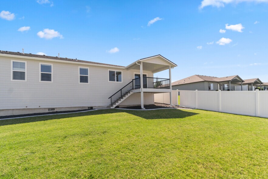 More Photos Of , Spokane Valley Multifamily For Sale