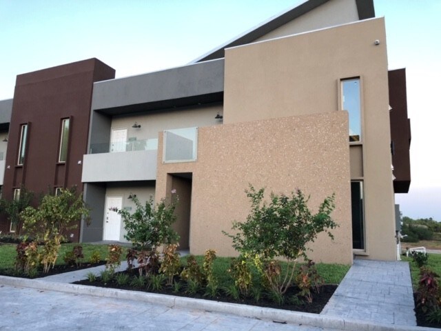 More Photos Of 305 Palm Shores, La Joya Multifamily For Sale