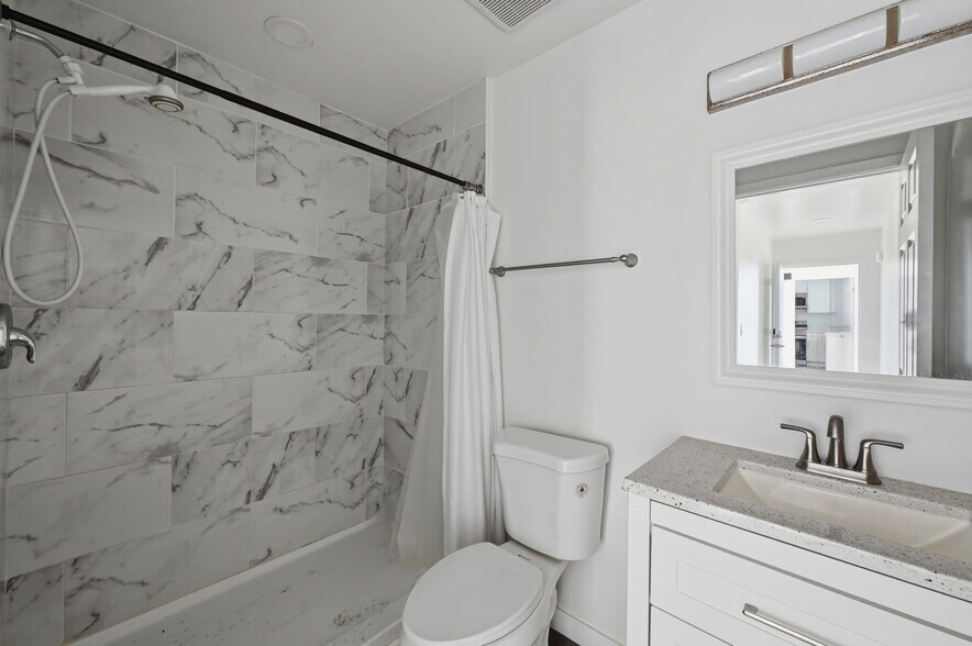 More Photos Of 2005 Highland Ave, National City Apartments For Sale