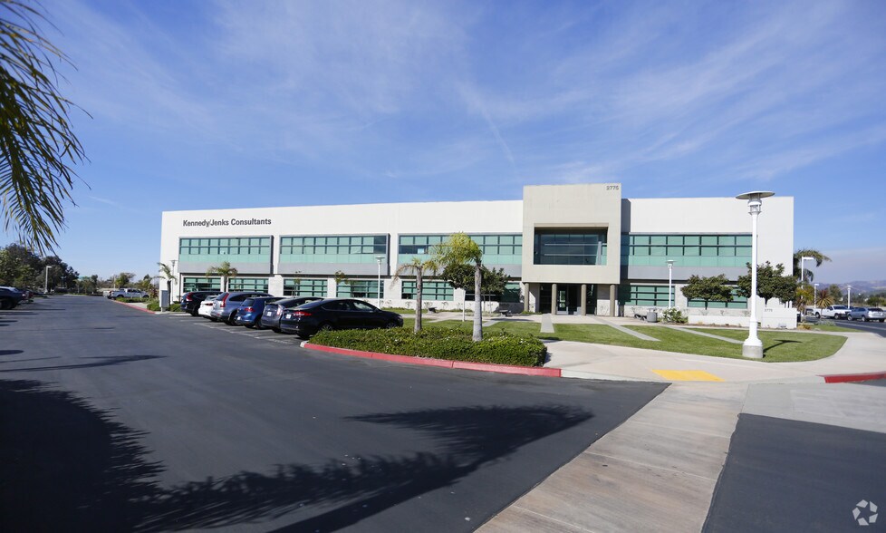 More Photos Of 2775 N Ventura Rd, Oxnard Office For Lease