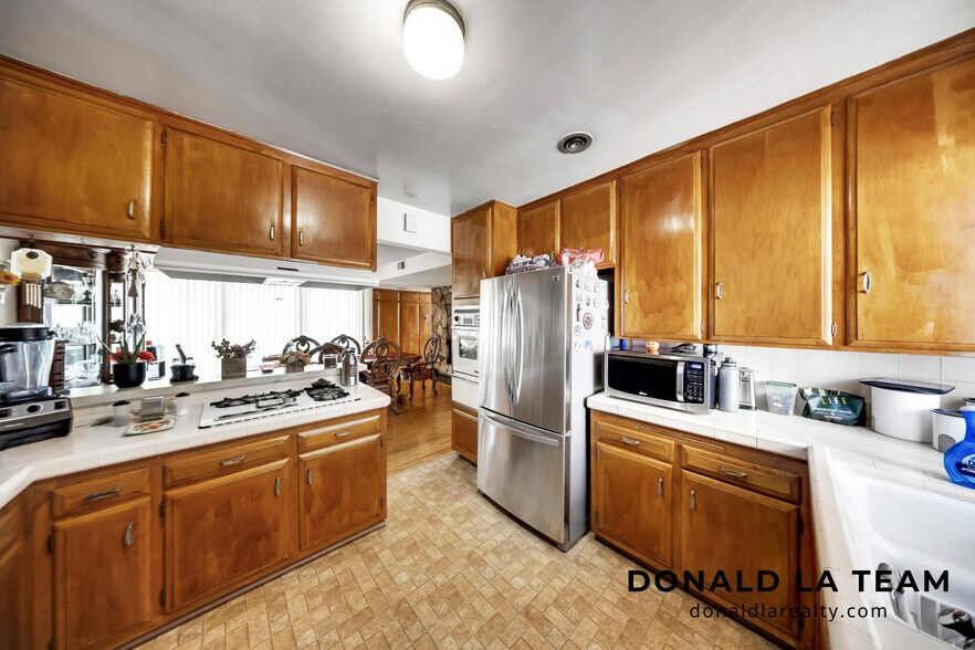 More Photos Of 109 E Hammel St, Monterey Park Apartments For Sale