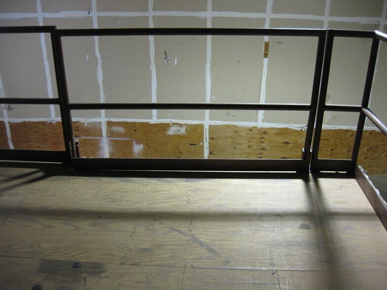 More Photos Of 552 West Atlanta St SE, Marietta Warehouse For Lease