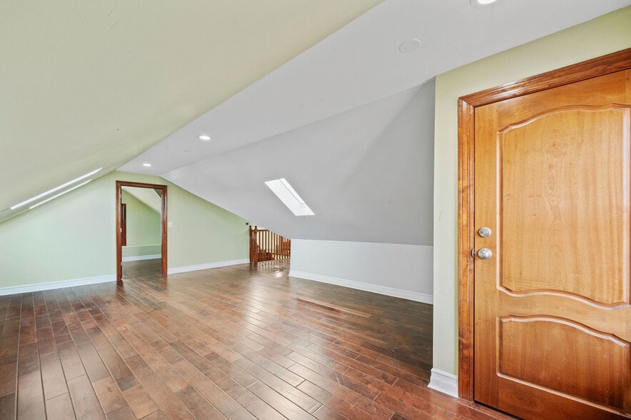 More Photos Of 3100 W 39th Pl, Chicago Multifamily For Sale