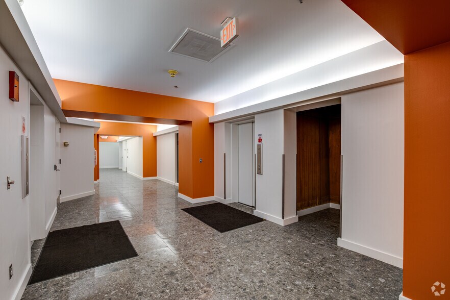 More Photos Of 15 S 9th St, Minneapolis Office For Sale