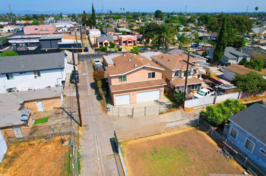 More Photos Of 114 E. 102nd st, Los Angeles Apartments For Sale