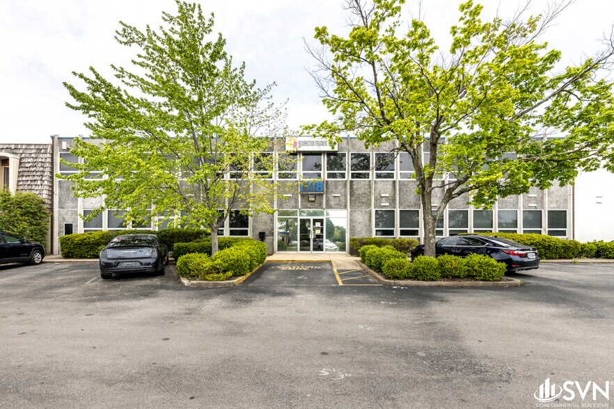 More Photos Of 1718 Alexandria Dr, Lexington Medical For Sale