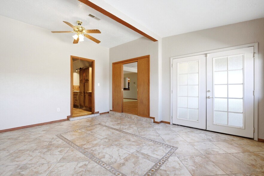 More Photos Of 2881 Chessman Dr SE, Rio Rancho Specialty For Sale