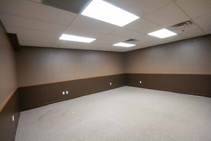 More Photos Of 8017 S 1st St, Wellington Warehouse For Lease