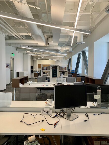 More Photos Of 145 S Spring St, Los Angeles Office For Lease