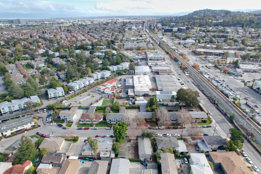 More Photos Of 19 E 41st Pl, San Mateo Apartments For Sale