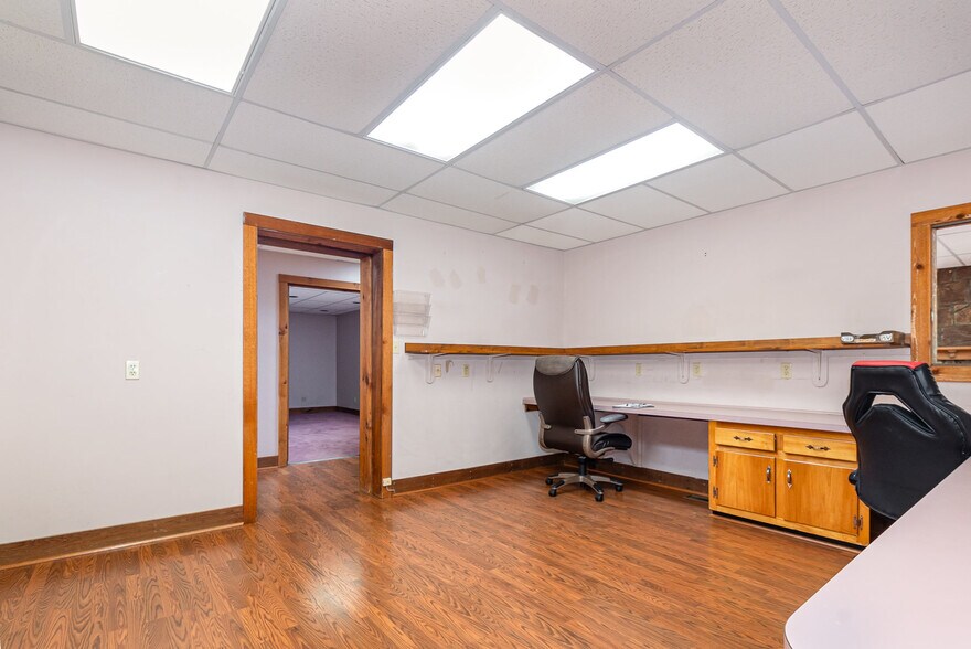 More Photos Of 1823 Charles St, Fredericksburg Office Residential For Sale