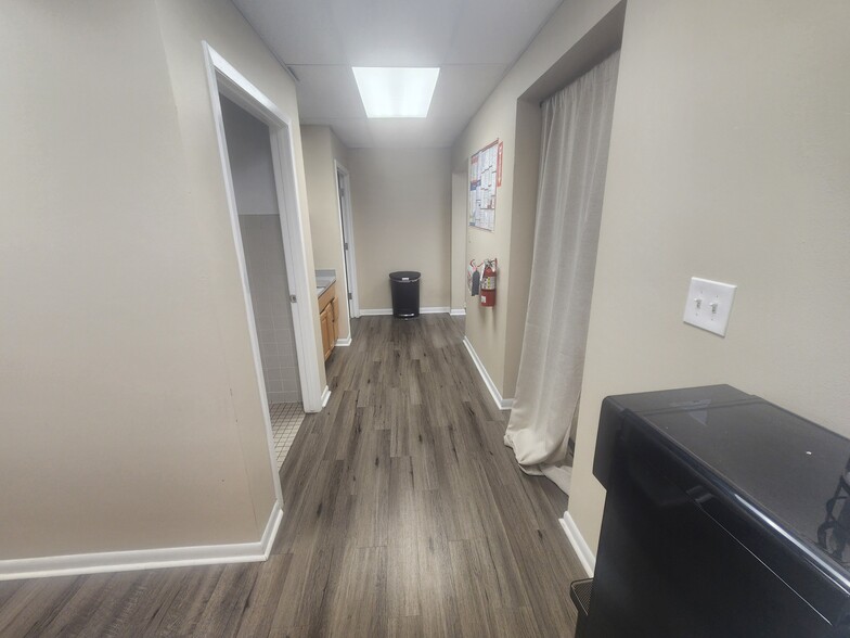 More Photos Of 1322 S 10th St, Milwaukee Freestanding For Sale