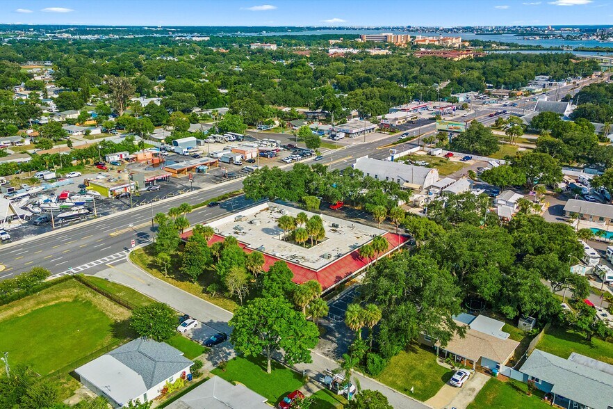 More Photos Of 5666 Seminole Blvd, Seminole Office For Sale