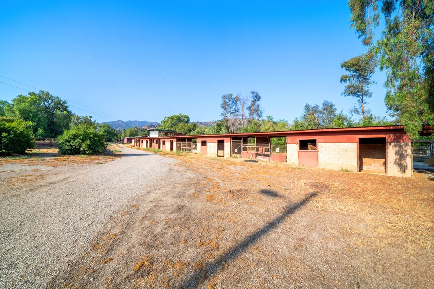 More Photos Of 1449 E Bennett Ave, Glendora Land For Sale