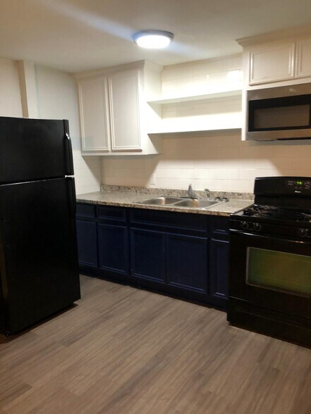 More Photos Of 6210 Laura Koppe Rd, Houston Apartments For Sale