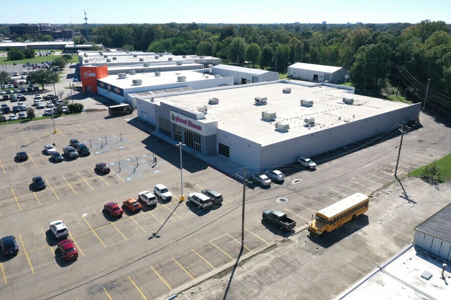 More Photos Of 8620 Airline Hwy, Baton Rouge Freestanding For Sale