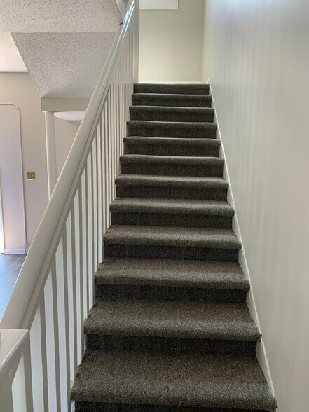 More Photos Of 710 Laurens Rd, Greenville Office For Sale