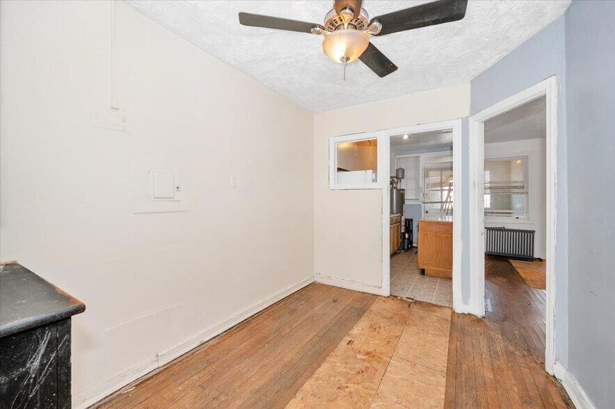 More Photos Of 1010-1012 16TH Street NE, Washington Apartments For Sale