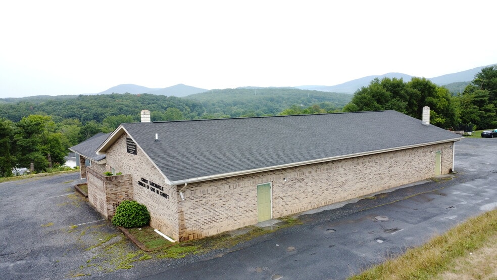 More Photos Of 1312 C St, Waynesboro Religious Facility For Sale