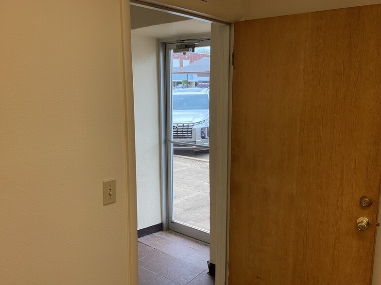 More Photos Of 402 W Main St, Stroud Storefront For Sale