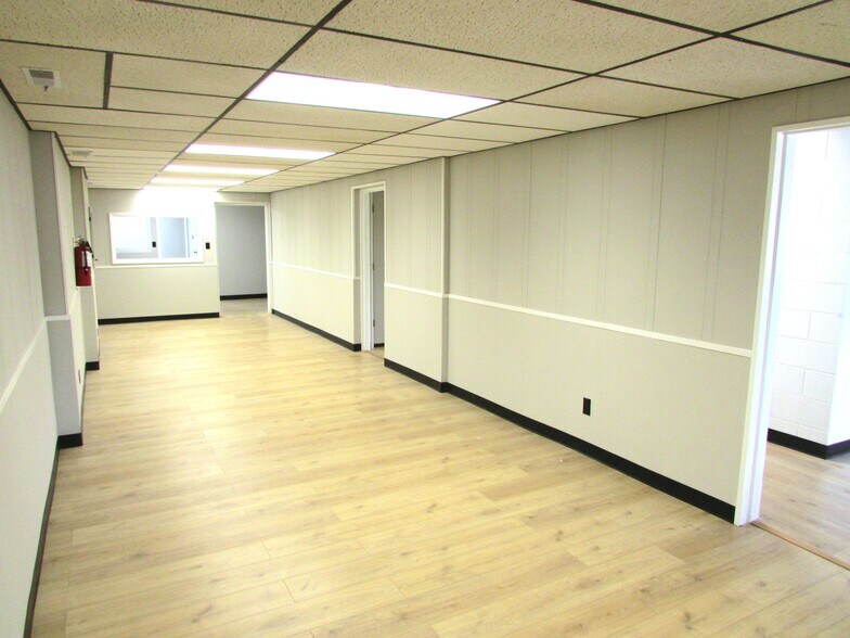 More Photos Of 1907 N 11th St, Muskogee Office For Lease