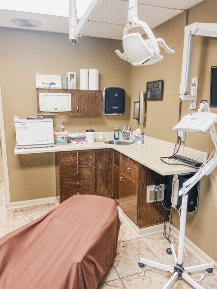 More Photos Of 602 Pegram Dr, Tupelo Healthcare For Sale