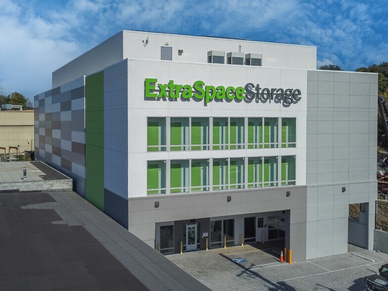 More Photos Of 1240 Mount Olivet Rd NE, Washington Self Storage For Sale