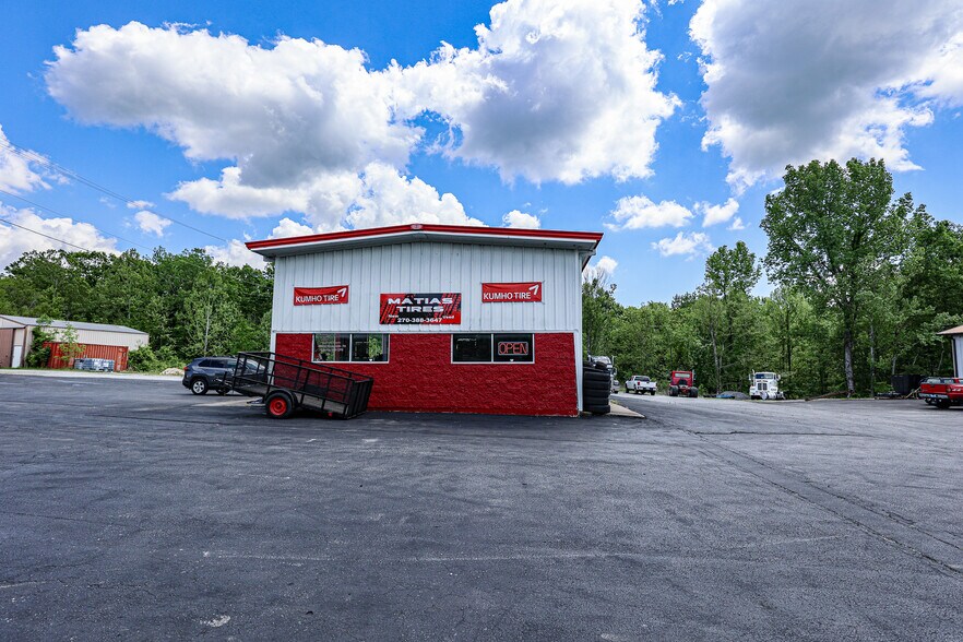 More Photos Of 430 US-62 E, Eddyville Auto Repair For Sale
