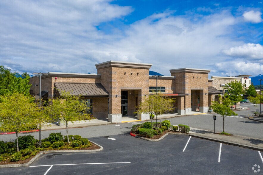 More Photos Of 7730 Center Blvd SE, Snoqualmie General Retail For Lease