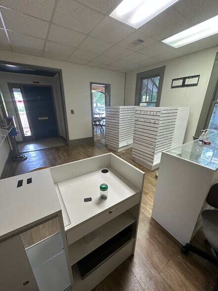 More Photos Of 453 Opelika Rd, Auburn Coworking Space