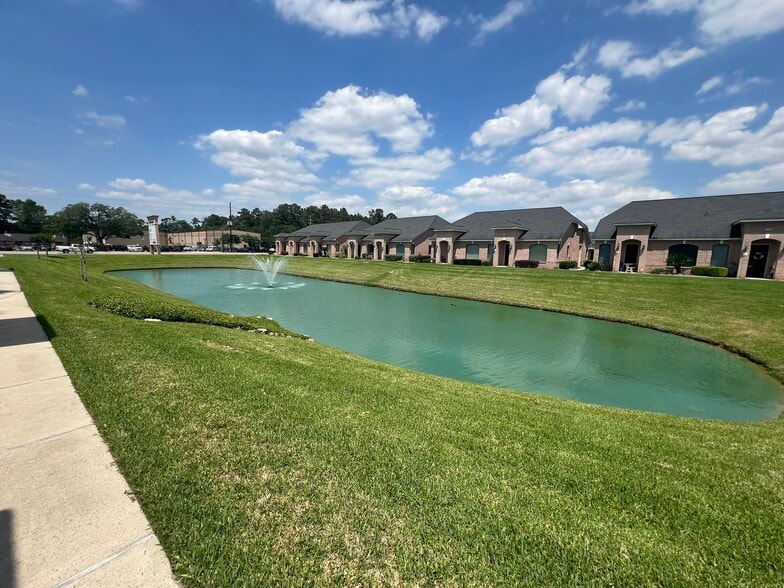 More Photos Of 5501-5529 Louetta Rd, Spring Unknown For Lease