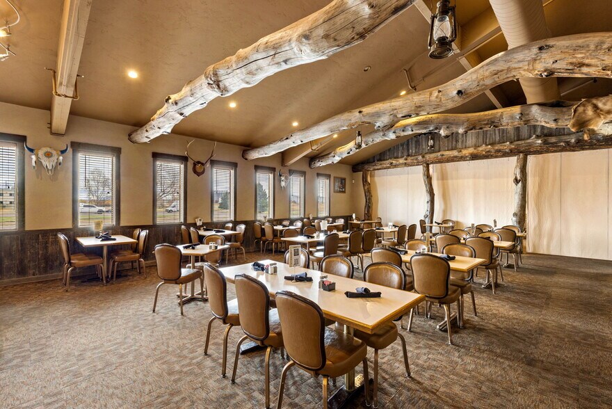 More Photos Of 5100-N Star Blvd, Great Falls Storefront Retail Office For Sale