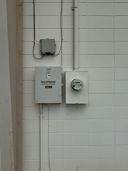 More Photos Of 2032 Sylvester Dr, Moultrie Unknown For Lease