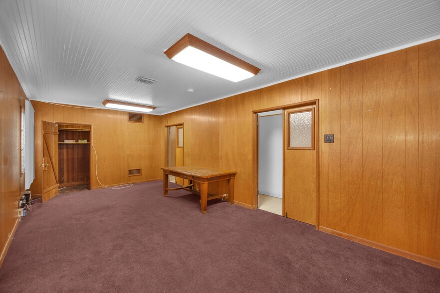 More Photos Of 1101 W Florence Ave, Los Angeles Religious Facility For Sale