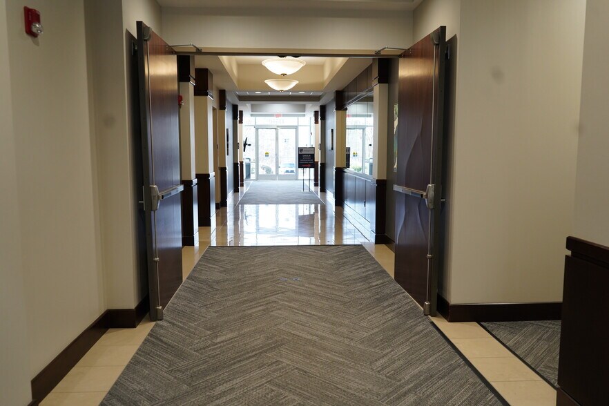 More Photos Of 11550 Common Oaks Dr, Raleigh Medical For Lease