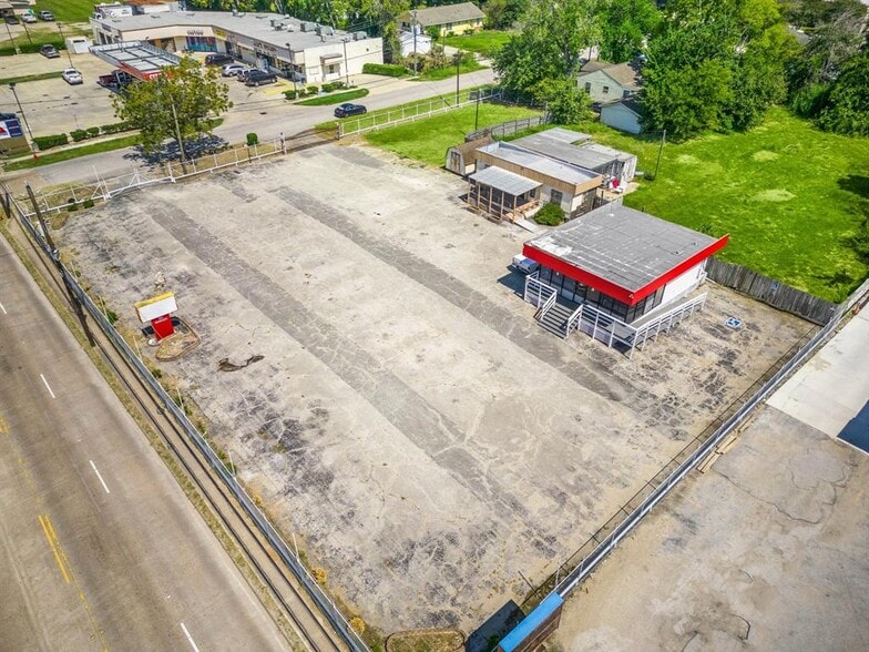 More Photos Of 2801 Preston Ave, Pasadena Office For Sale